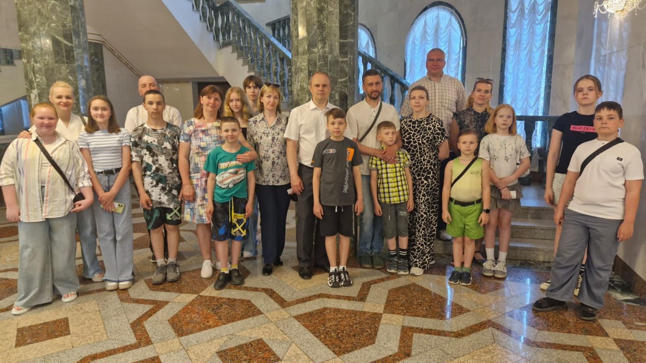В Международный день защиты детей для семей марийских энергетиков прозвучал орган